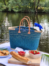 Load image into Gallery viewer, Colorful straw tote basket, beach bag