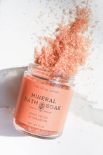 Load image into Gallery viewer, Mineral Bath Soak, Rose Petal & Geranium