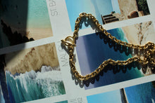 Load image into Gallery viewer, Antiqued Gold Chunky Labradorite Pendant Necklace