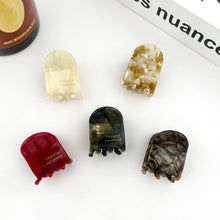 Load image into Gallery viewer, Acetate Oval Small Claw Clip, Classic And Simple Hair Clip: Black
