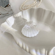 Load image into Gallery viewer, Sparkling Rhinestone Shell Acetate Hair Claw DP25E886: White
