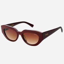 Load image into Gallery viewer, Frankie Acetate Cat Eye Sunglasses  : Chocolate
