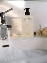 Load image into Gallery viewer, Santal Luxury Hand Soap | Sandalwood &amp; Vetiver: BLUE / 450ML
