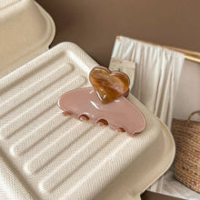 Load image into Gallery viewer, Cute Heart Acetate Small Hair Claw DP25E896: Beige
