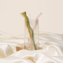 Load image into Gallery viewer, Wavy Glass Straws: Pink
