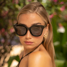 Load image into Gallery viewer, Naples Acetate Cat Eye Sunglasses: Black / Tortoise
