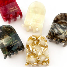 Load image into Gallery viewer, Acetate Oval Small Claw Clip, Classic And Simple Hair Clip: Black
