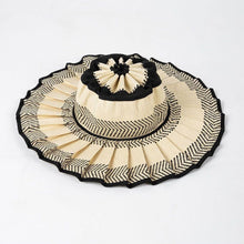 Load image into Gallery viewer, Ruffle Check Straw Hat Wide Brim Plaid Sun Hat: MRed / M
