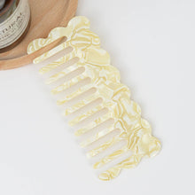 Load image into Gallery viewer, Multicolor Acetate Wide-tooth Thin Hair Comb, Eco-Friendly: Emerald-green
