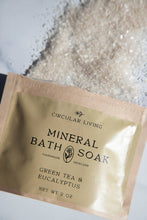 Load image into Gallery viewer, Mineral Bath Soak Sachet, Green Tea &amp; Eucalyptus
