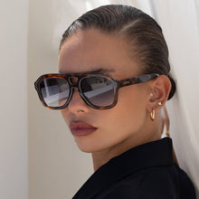 Load image into Gallery viewer, Voyager Acetate Oversized Aviator Sunglasses: Tortoise / Blue
