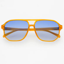 Load image into Gallery viewer, Billie ( NEW ) Unisex Aviator Sunglasses : Light Brown
