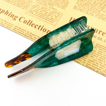 Load image into Gallery viewer, Wine Bottle-Shaped Hair Claw Clip
