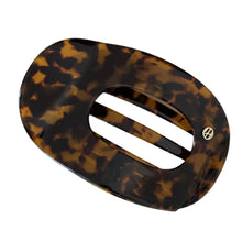 Load image into Gallery viewer, Simple Oval-Shaped Flat Medium Hair Claw DP25H774: Dark Tortoiseshell
